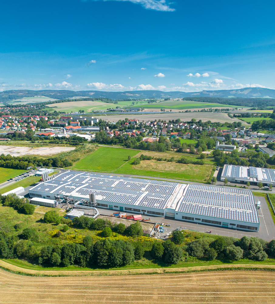 Luftbildaufnahme SYSTEC PLASTICS EISFELD – Der Grüne Punkt.